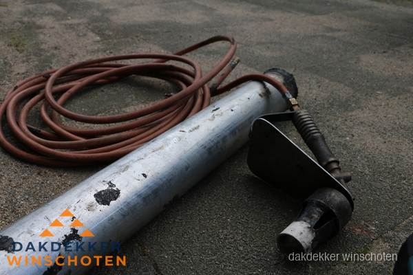 Dakdekker gasbrander en gereedschap voor spoedklus in Winschoten Dakdekker gasbrander en gereedschap voor spoedklus in Winschoten