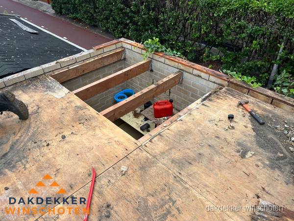 Plat dak vervangen met open constructie in Winschoten Plat dak vervangen met open constructie in Winschoten